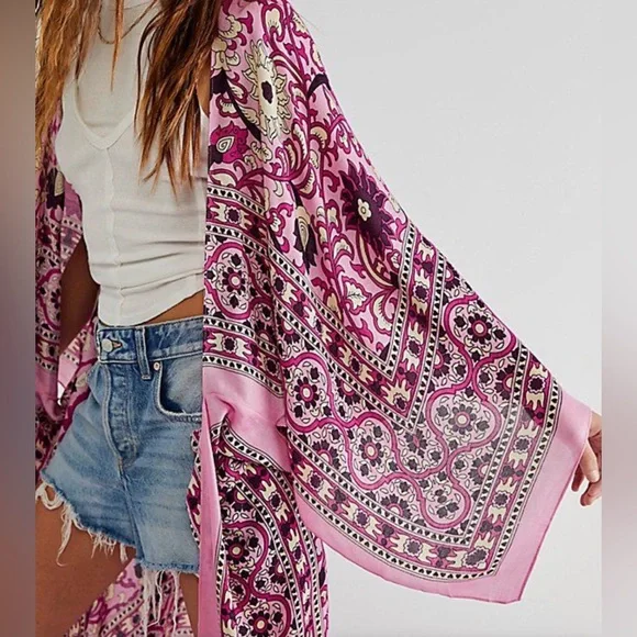 Free People Vibrant Pink and Purple Kimono - Picture 1 of 11